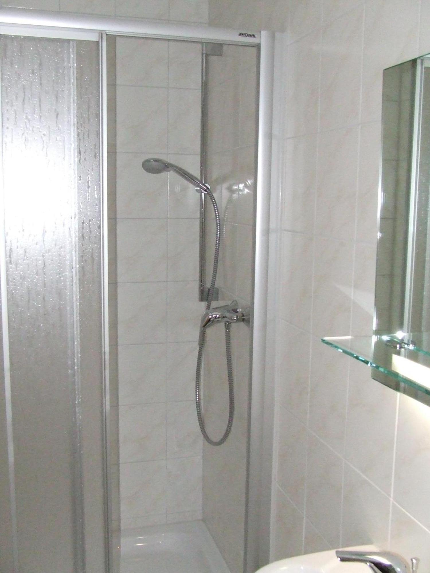 Gaestehaus Juetten ヘレンタール 部屋 写真